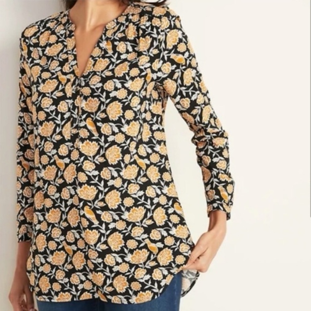 Old Navy black & yellow floral print top
